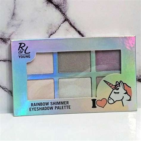 Rival de Loop Young Rainbow Shimmer Eyeshadow。